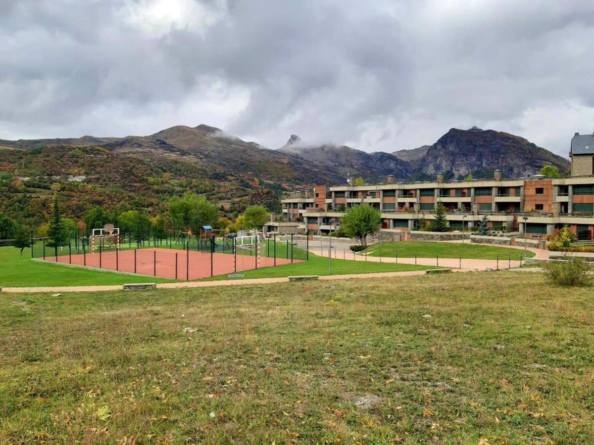 3 Bedrooms Appartement With Shared Pool Enclosed Garden And Wifi At Panticosa 2 Km Away From The Slopes Exterior foto